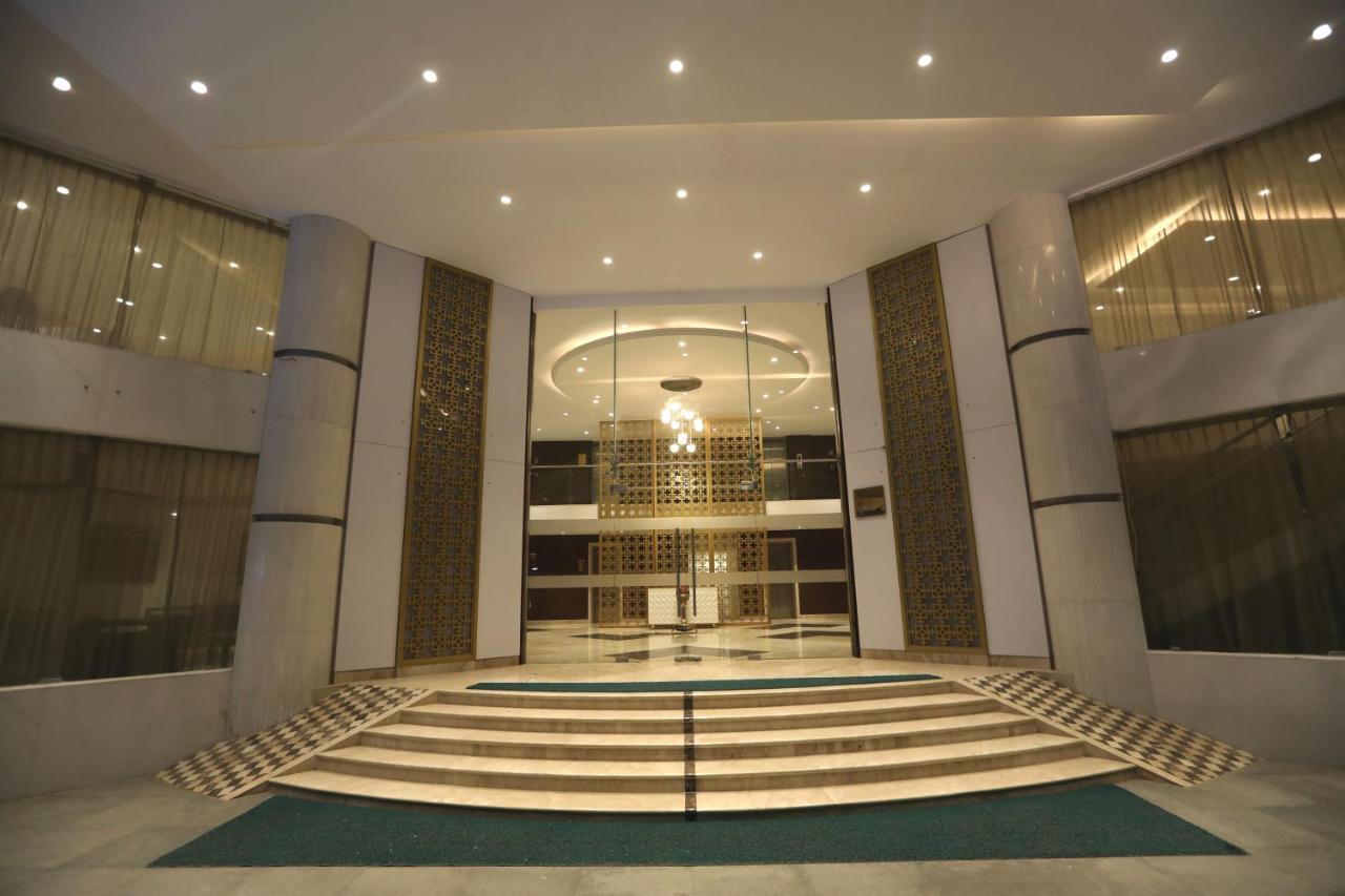 Shravanthi Sarovar Portico Bangalore Extérieur photo