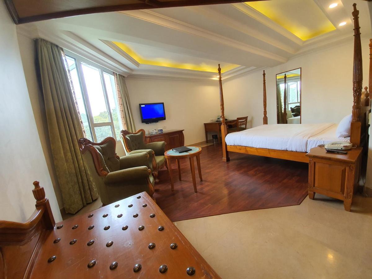Shravanthi Sarovar Portico Bangalore Extérieur photo