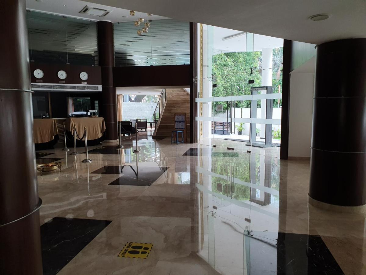 Shravanthi Sarovar Portico Bangalore Extérieur photo