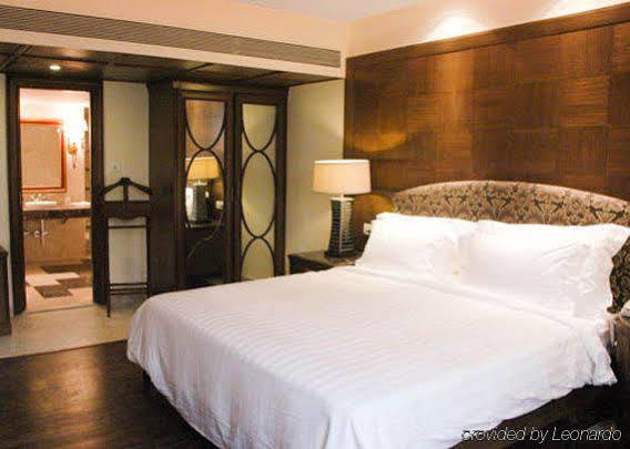 Shravanthi Sarovar Portico Bangalore Extérieur photo