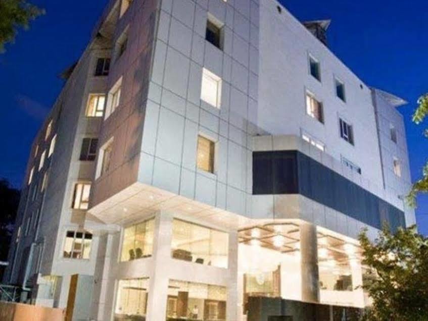 Shravanthi Sarovar Portico Bangalore Extérieur photo